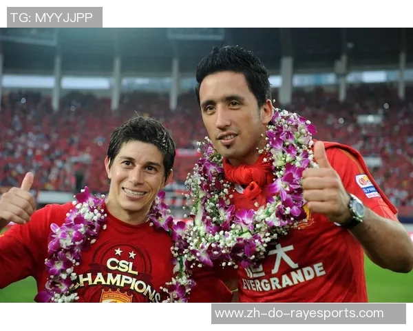 《足球频道我是球星主持人：带你走进足球明星背后的故事与成长历程》